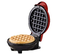 https://www.oldhouseonline.com/oho-html/review/wp-content/uploads/2022/03/Oriental-Elife-Mini-Waffle-Maker.jpg