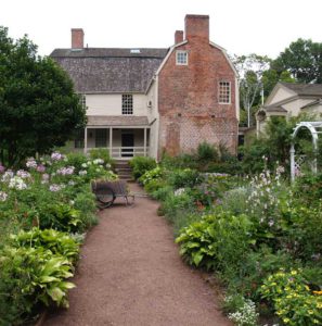 Colonial & Colonial Revival Garden Design