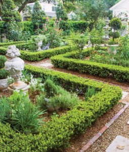 Nostalgic Colonial Revival Gardens