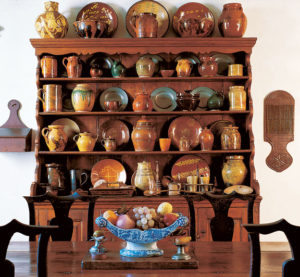 Guide to Antique Pottery and Tableware