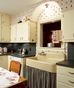 Add Charm with Kitchen Wallpaper