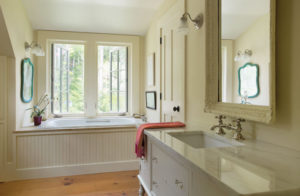 Eco-Friendly Baths for Traditional Houses