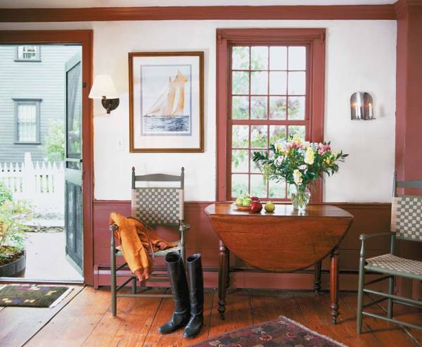 Beadboard Wainscot in the Dining Room - Southern Hospitality