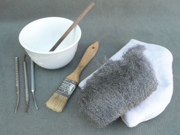 Fall DIY Projects Roll On :: Peel Bond, Abatron & Paint Brush Cover
